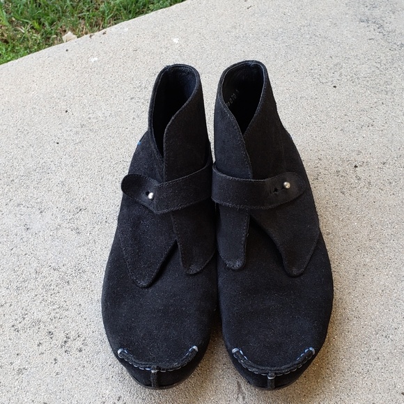 Suede Persuasion - Picture 5 of 8